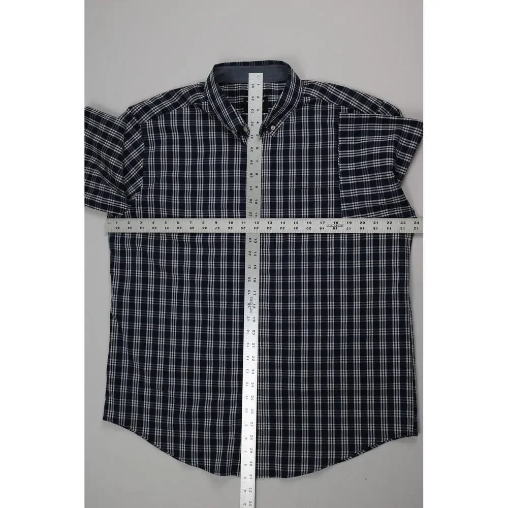 Shirtcraft Men's Size L short sleeve navy blue plaid button-down shirt EUC